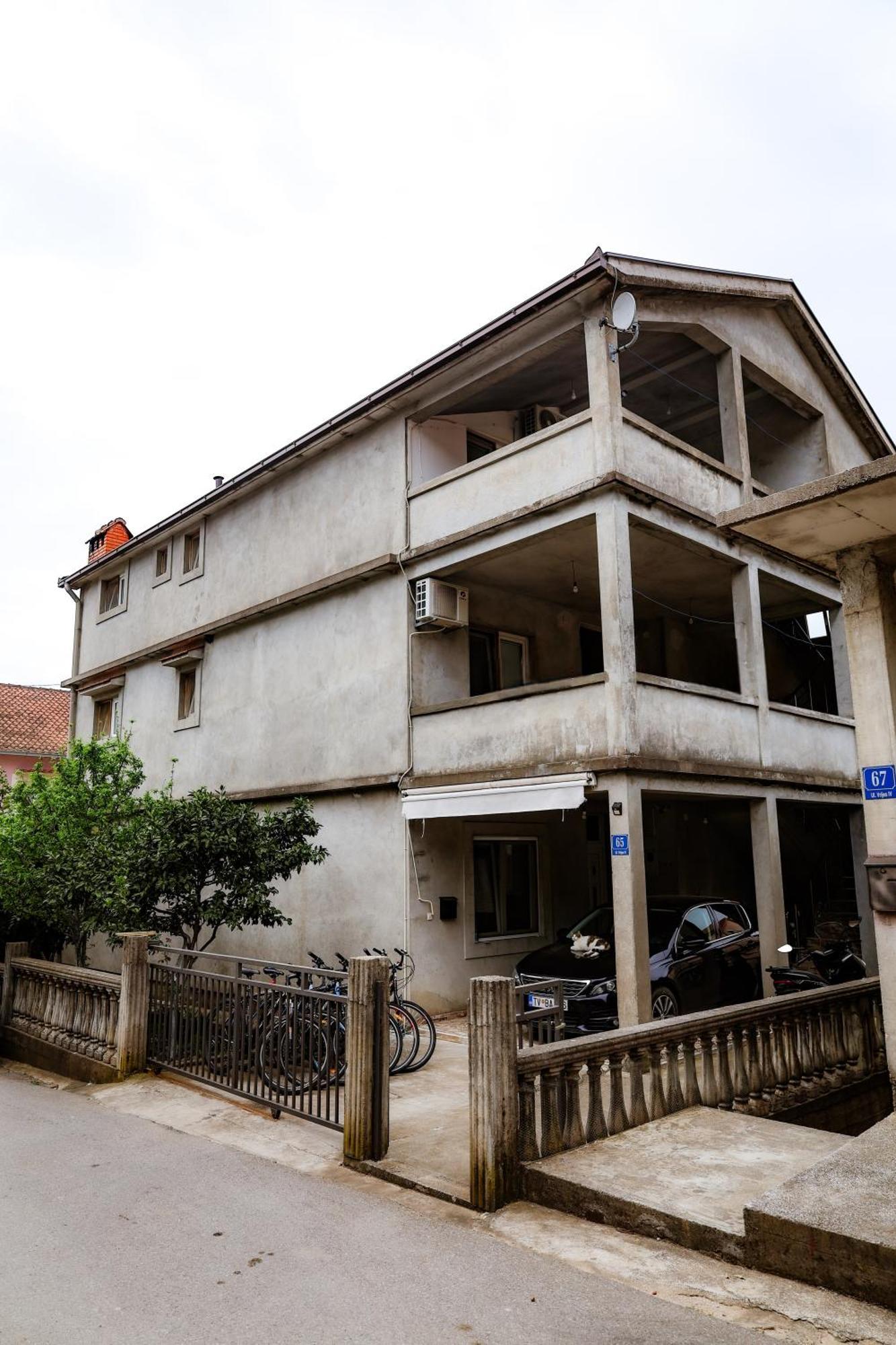 Apartments Djukic Tivat Ngoại thất bức ảnh