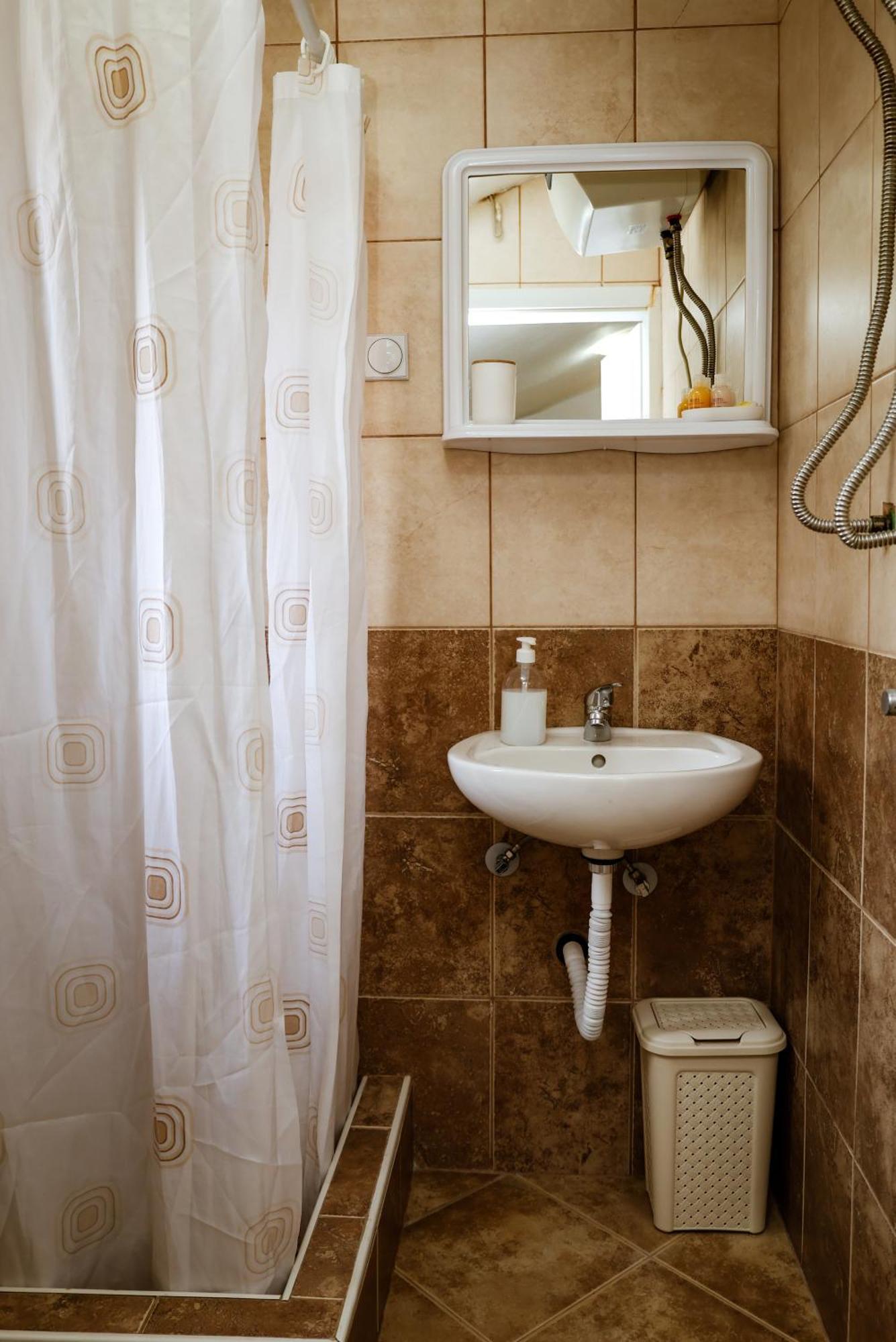 Apartments Djukic Tivat Ngoại thất bức ảnh